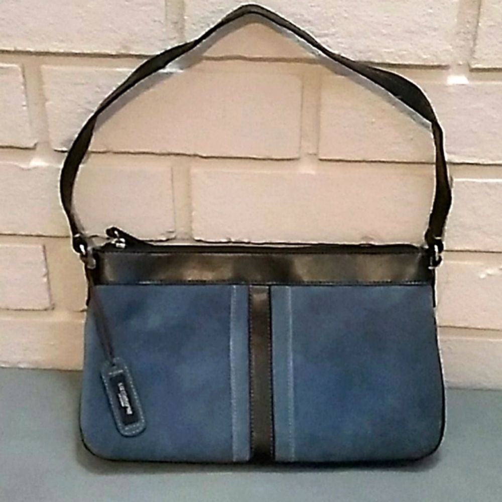 Liz Claiborne Blue/Black Leather Bag. NWT